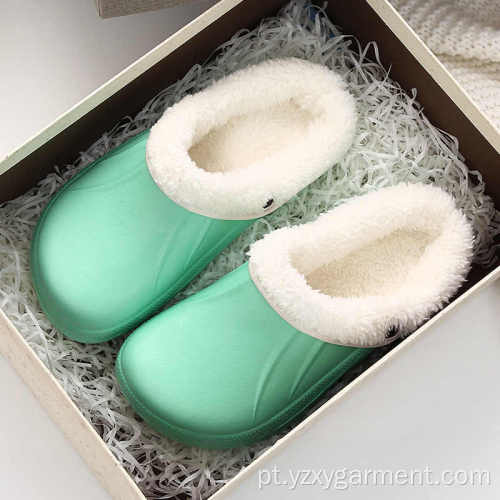 Sapatos verdes de algodão confortáveis ​​para casa